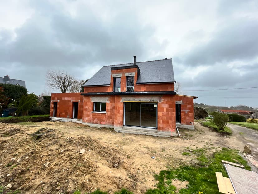 Construction d'une maison neuve à Caudan